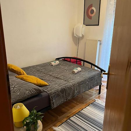Apartman West - Private Parking Place ザグレブ エクステリア 写真